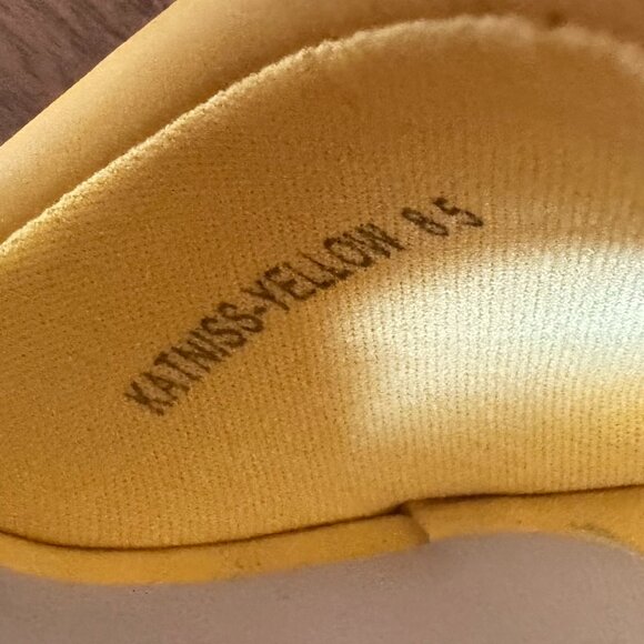 Yellow High-Heeled Sandals - 8.5 NWOT - Picture 7 of 9